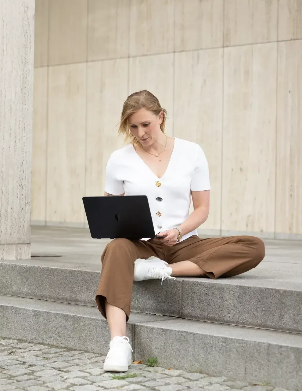 Nicole Severin, Finanzberaterin bei femoney